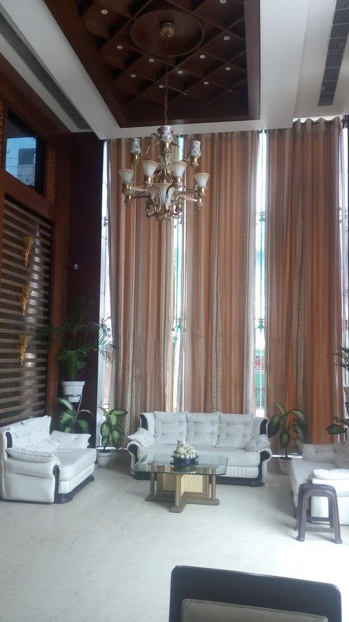 Hotel Opulence Патханкот Экстерьер фото
